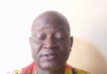 Centrafrique : Kossimatchi condamné, la fracture s’élargit au sein du pouvoir Le sulfureux chef milicien du régime de Bangui, monsieur Blaise Didatien Kossimatchi Blaise-Didatien-Kossimatchi Centrafrique : Bombardement de Bossangoa, Kossimatchi annonce un sit-in devant l’ambassade de France à Bangui