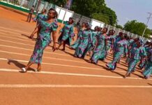 ACFPE : le défilé du 1er décembre transformé en business personnel par la directrice Renée Bimbo ACFPE : le défilé du 1er décembre transformé en business personnel par la directrice Renée Bimbo