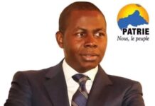 Crépin Mboli-Goumba : ‘Une Constitution née d’un coup de force ne peut tenir’ Mboli-Goumba appelle les Centrafricains à briser les chaînes de la peur