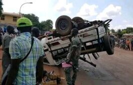 Le véhicule de la garde présidentielle impliquant dans l'accident sur l'avenue des martyrs, tuant le conducteur de la moto sur place