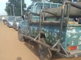 Bangui : un agent de force de l’ordre en civil provoque un accident de circulation avec sa moto et réclame à la victime la réparation de son engin