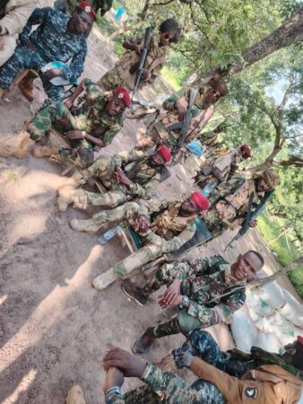 Mahamat Al-Khatim, ancien leader du MPC, reduit à un état d'un gamin, actuellement de retour en Centrafrique, dans le village Ndelé