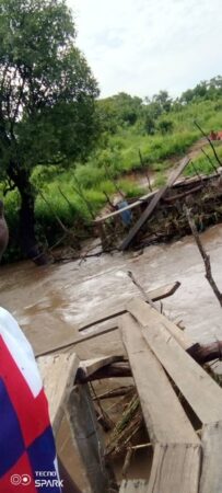 Sam-Ouandja : un pont stratégique emporté par les pluies, la ville coupée en deux