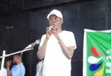 Lancement du festival Kota Nguia Ti Ndara : Héritier Doneng prend la défense du centre culturel Missy Momo Le ministre de la jeunesse et des sports lors du lancement du festival Kota Nguia Ti Ndara au centre crulturel Missy Momo à Bangui