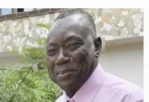 Selon Mathurin Bengué Bossin, électricité rare, hôpitaux à bout et écoles surchargées confirment le chaos social des centrafricains monsieur-Mouamar-Bengué-Bossin-de-son-vrai-nom-Mathurin-Bengue-Bossin