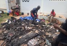 « Ce qui vient de Dieu ne peut être détruit par les hommes », et l’incendie de l’église apostolique de PK4 en est un parfait exemple « Ce qui vient de Dieu ne peut être détruit par les hommes », et l’incendie de l’église apostolique de PK4 en est un parfait exemple