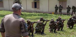 les soldats centrafricains en formation au camp Kassaï à Bangui
