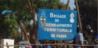 Pancarte-brigade-de-la-gendarmerie-de-Paoua, illustrant l'article sur Paoua : Les gradés de la gendarmerie transforment les barrières en points de racket des usagers