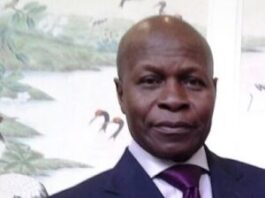 Le Professeur Gaston N'Guerekata souhaite ses Vœux de Nouvel An aux Centrafricains, et profite de l'occasion pour analyser la Situation Politique et Sociale de son pays