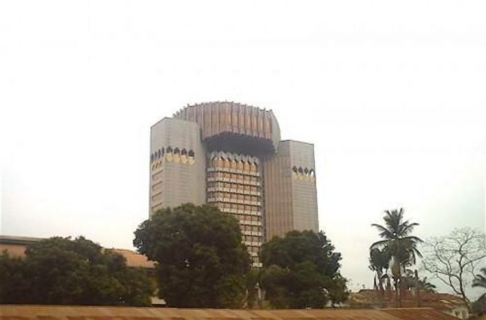 siège de la banque centrale BEAC à Yaoundé Banque-Centrale-Cemac-siège-1000-600-beac CEMAC : Les réserves des banques augmentent de 20,3%