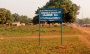 pancarte de la Mairie de Sosso-Nakombo à l'ouest de la Centrafrique.