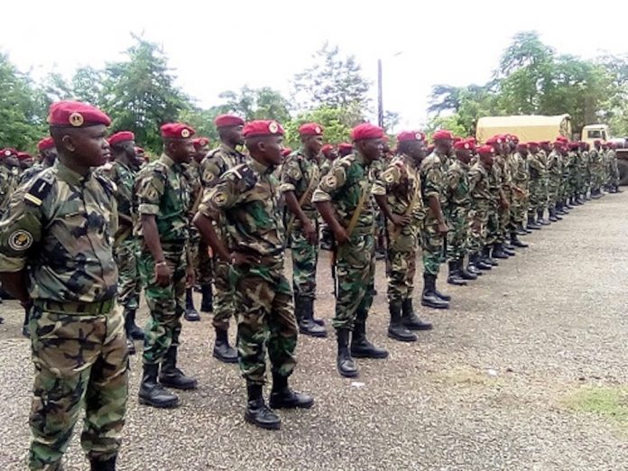 Fin de formation des soldats à Bérongo par des russes fin-de-formation-des-soldats-FACA-à-Bérongo Centrafrique : interview exclusive avec le Sergent Bandoka Pacôme.