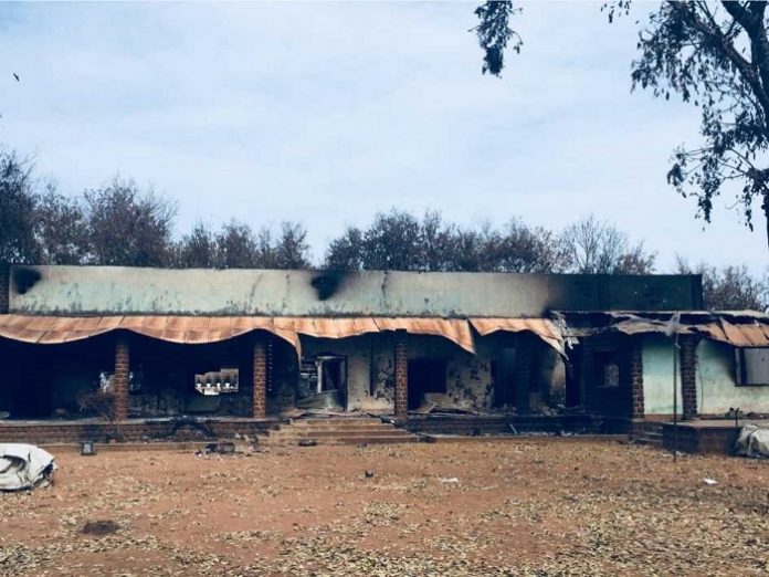 Incendie des habitations à Batangafo par les rebelles du MPC. CopyrightCNC. btangafo-msf.jpg-article-700x500 CENTRAFRIQUE : COMMUNIQUÉ DE PRESSE DE L'ASSOCIATION SOLIDARITÉ DE BATANGAFO