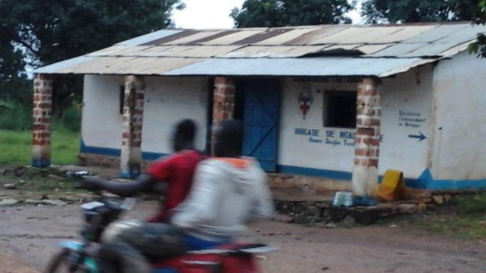 Poste de Gendarmerie de Ngaoundaye dans l'Ouham-Péndé. CopyrightCNC. poste-de-la-gendarmerie-de-ngaoundaye-en-centrafrique Centrafrique :  attaque  contre le poste de la gendarmerie de Ngaoundaye par le 3R, le Préfet de la Nana-Mambéré s’alarme.