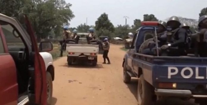 Une patrouille mixte Minusca-Forces de l'ordre à Bambari en 2018. CopyrightCNC patrouille-mixte_fsi_et_minusca_a_Bambari_corbeaunews Centrafrique : Bambari sous le feu, la JMA annulée ?