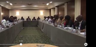 rencontre avec le gouvernement au palais de renaissance à Bangui avec les forces vives de la nation concernant les pourparlers de Khartoum avec les rebelles