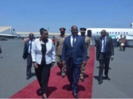 Félix Tshisekedi, accueilli à l'aéroport international Jomo Kanyata de Nairobi. Félix-Tshisekedi-accueilli-à-laéroport-international-Jomo-Kanyata-de-Nairobi. République démocratique du Congo : Félix Tshisekedi au Kenya.