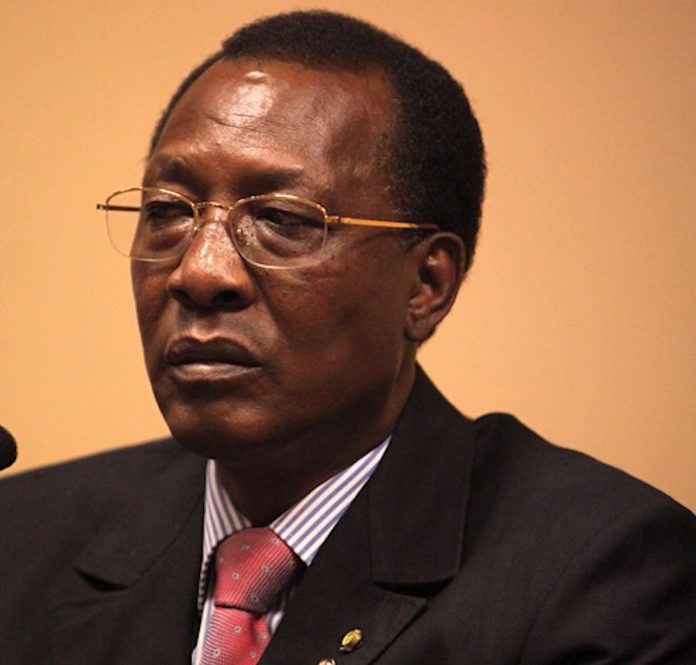 Idriss-Déby-corbeaunews- Tchad : Idriss Déby ferme la frontière avec la Libye