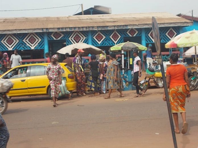 bar-la-récréation-à-Gobongo-par-corbeaunews-centrafrique-1 Centrafrique : Bangui, une scène de jalousie tourne à l’affrontement sanglant.