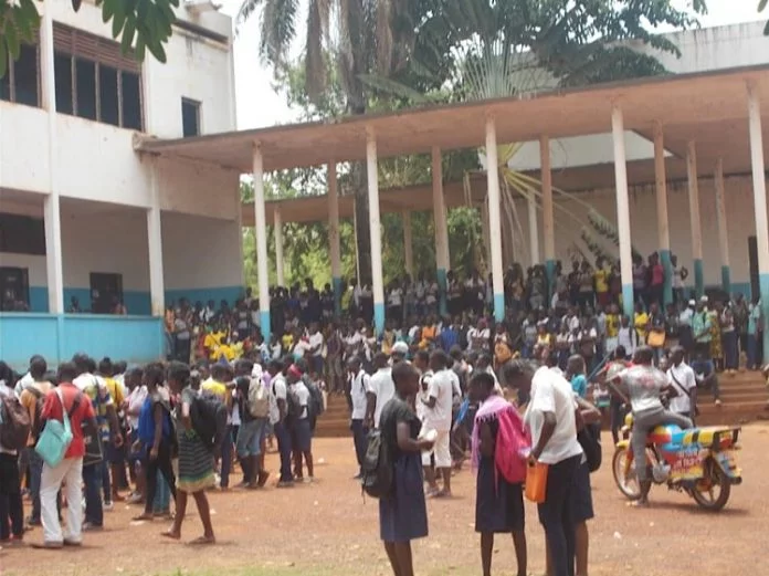 lycée-barthelemy-Boganda-de-Bangui-3 Le néocolonialisme culturel de la Russie en Centrafrique.