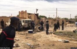 Après un attentat à Gao au Mali le 13 novembre 2018. VOA avec Souleymane Ag Anara Après-un-attentat-à-Gao-au-Mali-le-13-novembre-2018.-VOA-avec-Souleymane-Ag-Anara Sept personnes tuées par des assaillants dans le sud