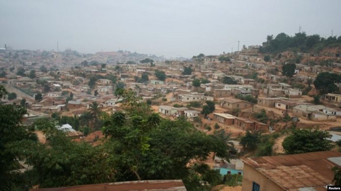 Une vue panoramique de l’enclave de Cabinda, en Angola, 11 juin 2016 Une-vue-panoramique-de-l’enclave-de-Cabinda-en-Angola-11-juin-2016 L'Angola toujours accusé de réprimer les indépendantistes du Cabinda