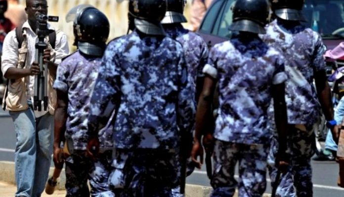 des-policiers-togolais Togo : La LTDH dénonce le recours persistant à la torture