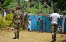 deux-soldats-camerounais-en-patrouille-dans-la-zone-séparatiste-anglophone Cameroun : deux militaires abattus par des séparatistes