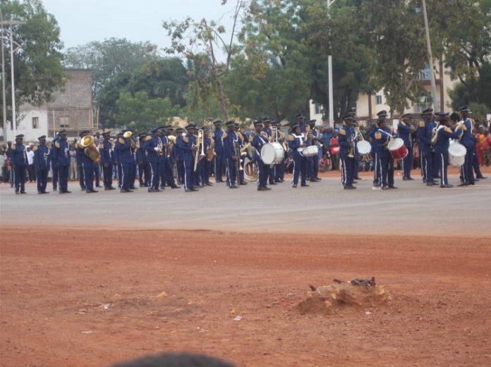 défilé-militaire-du-premier-mai-2019-avenue-des-martyrs-1 Centrafrique : Les Forces armées centrafricaines à l’honneur.