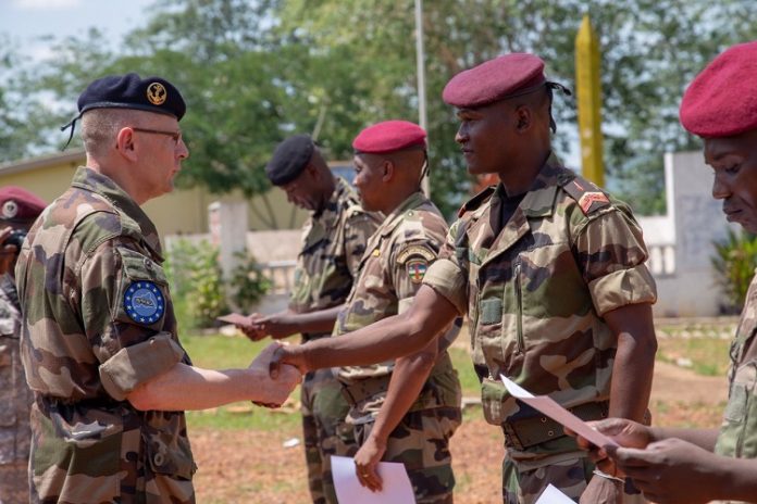 fin-de-formation-des-faca-au-certificat-rh-le-10-mai-2019 Centrafrique : fin de formation des soldats FACA au Certificat technique de 1er degré – Administration et secrétariat