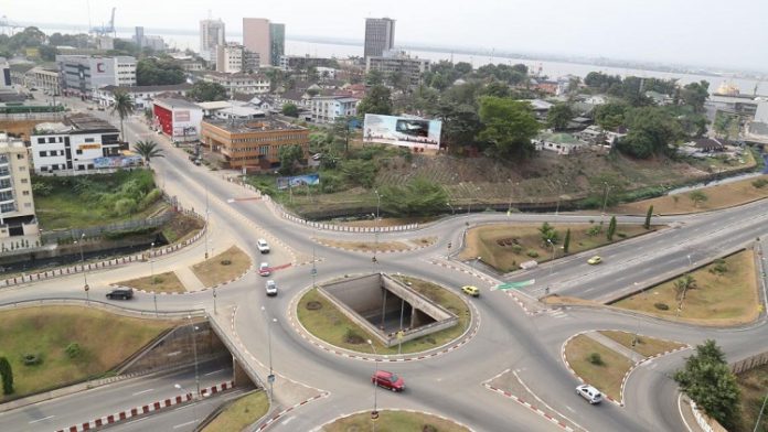 vue-de-la-ville-de-Douala-au-Cameroun Cameroun: un homme tue son amante et son fils de 4 ans à Douala