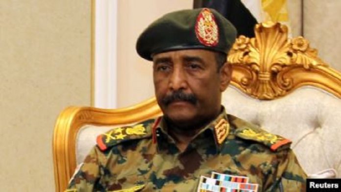 Le-général-Abdel-Fattah-Al-Burhan-Abdelrahman-président-du-Conseil-militaire-de-transition-au-pouvoir-à-Khartoum-Soudan-le-7-juin-2019.-REUTERS-Mohamed Soudan: reprise des négociations entre les généraux et la contestation