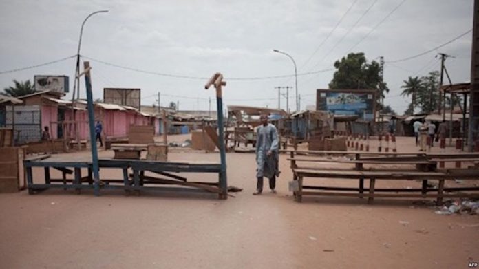 Quartier KM5 dans le troisième arrondissement de Bangui. Copyright2019CNC. Quartier-KM5-le-9-avril-2018 Tentative de libération du maire-braqueur du KM5 Monsieur Fadoul.