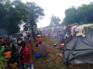 Les déplacés de Birao suite aux affrontement entre le FPRC et le MLCJ le 1 septembre 2019. Copyright2019 les-déplacés-de-birao-suite-aux-ccombats-entre-le-fprc-et-le-mlcj-le-1-et-2-septembre-2019-par-habib-upc-avec-les-hommes Reprise d’INTENSES combats entre le FPRC et le MLCJ À Birao.