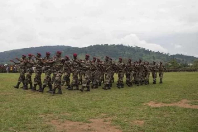 cérémonie-de-fin-de-fetta-à-bouar-et-à-bangui-des-nouvelles-recrues-faca-le-16-octobre-2019-par-eutm-rca-1 Centrafrique / EUTM-RCA : Cérémonies de fin de FETTA à Bangui et à Bouar