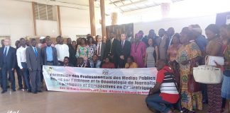 des journalistes en formations à l'alliance française de bangui