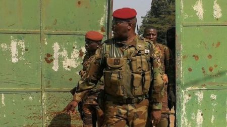 Un individu, encore non identifié, a vandalisé, ce jeudi soir, la stèle des soldats Africains. Le Maire de Sarcelles a porté plainte.