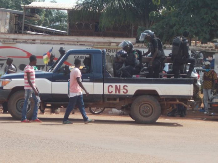 une-patrouille-de-la-cns-à-bangui-le-6-août-2019-par-micka-du-cnc-bon-correct Brutalité policière au croisement Benz-vi - Miskine, la justice est saisie.