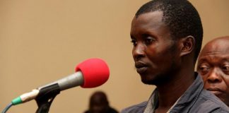 Le général des Anti-balaka Béri-Béri devant ses juges à la cour criminelle à Bangui le 15 janvier 2020.