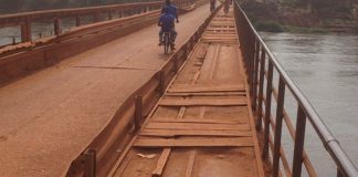 Pont de la Ouaka, à la sortie sud de Bambari, le 19 janvier 2019. Photo CNC / Bertrand Yékoua.