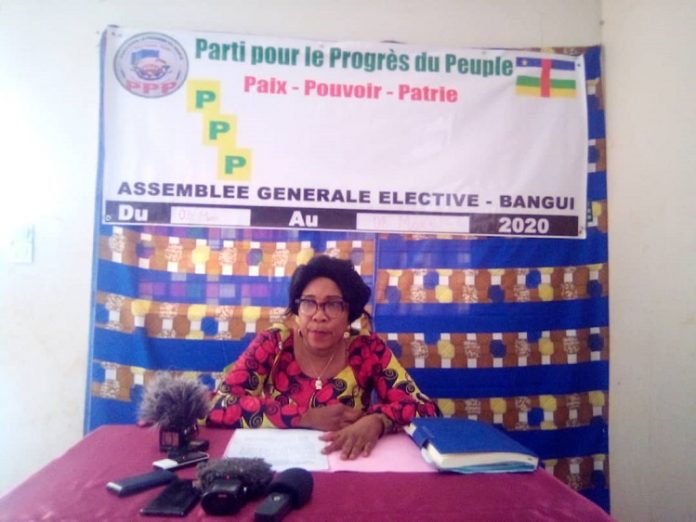 Bornou Brigitte Hortense Présidente du Parti pour le Progrès du Peuple - PPP Bornou-Brigitte-Hortense-Présidente-du-Parti-pour-le-Progrès-du-Peuple-PPP Centrafrique : Bornou Brigitte Hortense annonce sa candidature à la prochaine présidentielle