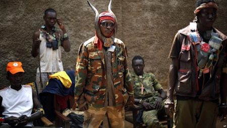 Les miliciens Anti-Balaka à Bangui le 4 fevevrier 2014 afp