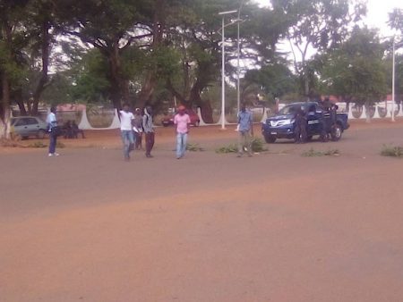 Grève des Étudiants de l'Université de Bangui reclamant le paiement des arriérés de leur bourse d'études, le 3 avril 2020. Photo CNC / Cyrille Jefferson Yapendé.