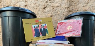 kits d'hygiène de lutte contre la pandémie de coronavirus remis par l'ambassade de chine à bangui à la rédaction du CNC