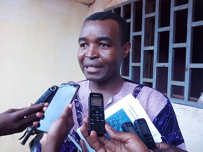 Abbé Rodriguez Koydema, l’auteur du livre « Coronavirus en Centrafrique, panique et réalisme » Abbé-Rodriguez-Koydema.-Photo-CNC Centrafrique : L’abbé Rodriguez Koydema publie son ouvrage intitulé 