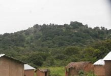 Village Letélé, situé à 20 kilomètres de Bocaranga sur l'axe Ngaouandaye. Photo CNC / Arlette Maïguélé