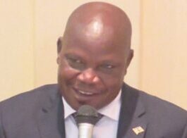 De l’autosuffisance à l’assistanat : Comment les projets humanitaires freinent le développement de la Centrafrique, selon Elie Oueifio