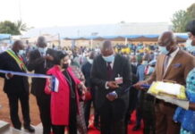 L’aide internationale sauve-t-elle vraiment la Centrafrique… ou l’enfonce-t-elle d’avantage ? Les chercheurs y penchent sérieusement et confirment L’aide internationale sauve-t-elle vraiment la Centrafrique… ou l’enfonce-t-elle d’avantage ? Les chercheurs y penchent sérieusement et confirment