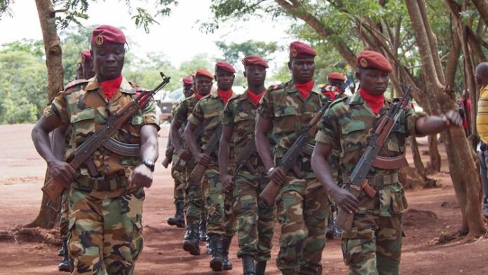 Les soldats FACA en mouvement à Obo. Photo RFI les-soldats-FACA-en-mouvement-a-Obo-le-18-mai-2018-par-rfi Beni : un soldat centrafricain arrêté dans le rang des rebelles ADF