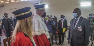 Prestation de serment des deux juges internationaux à Bangui